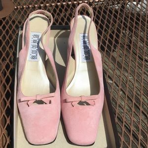 Saks Fifth Avenue Folio Collection Slingback